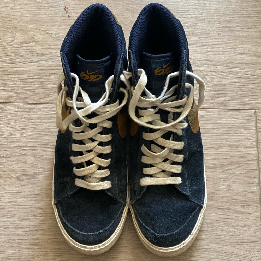 Nike men’s 6.0 size 11